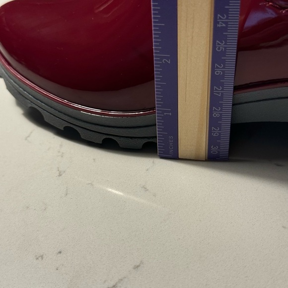 Chic Red Waterproof Rain Boots – Size 4-4.5 (EU 35) Stylish & Functional - Picture 8 of 11